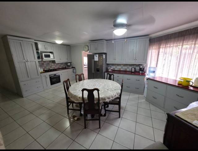 3 BEDROOM HOUSE FOR SALE IN ANNLIN